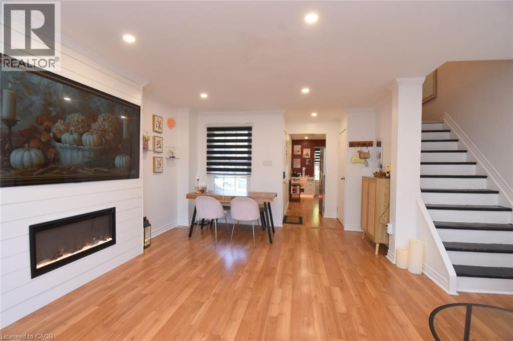 56 Enfield Crescent Property Photo 11