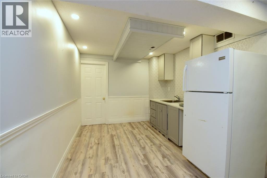 56 Enfield Crescent Property Photo 30