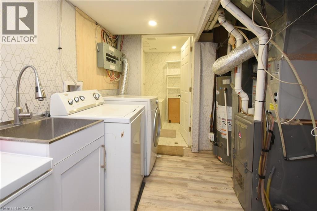 56 Enfield Crescent Property Photo 32