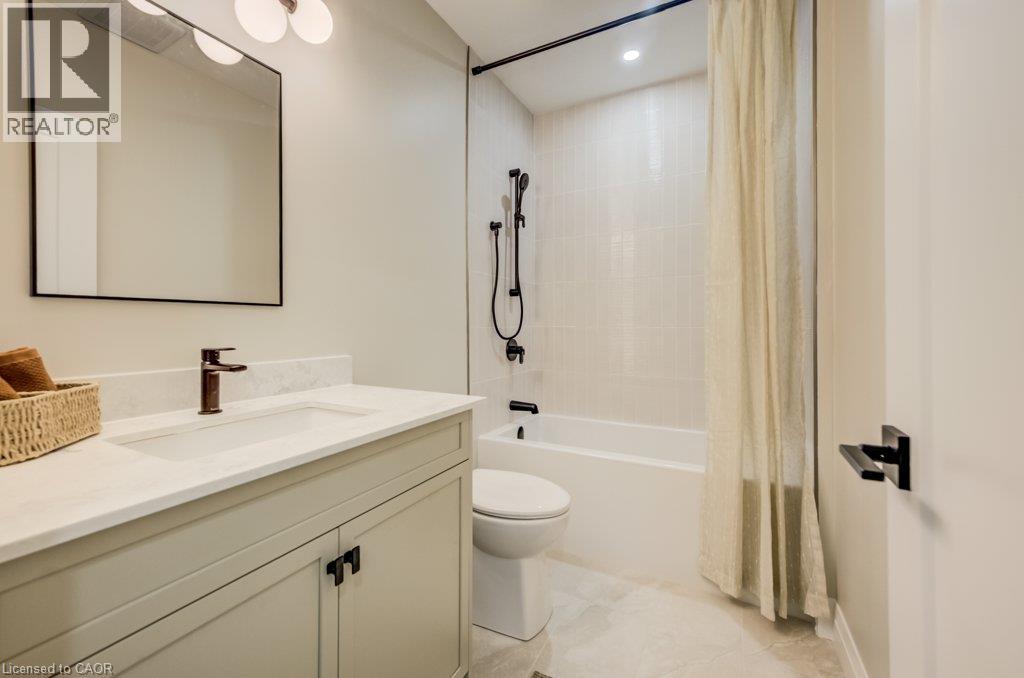 210 Heritage Drive Unit# 1 - Glen Property Photo 13