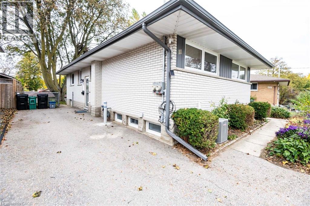11 Duncairn Avenue Property Photo 4