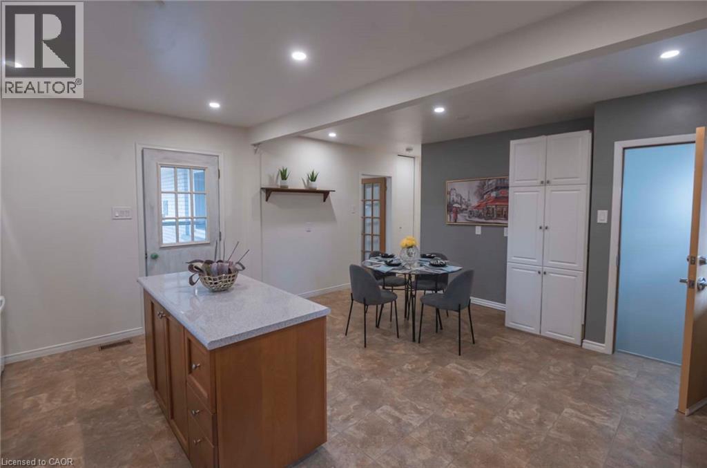11 Duncairn Avenue Property Photo 8