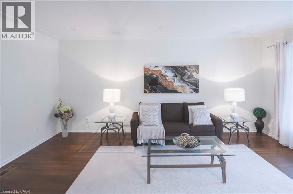 11 Duncairn Avenue Property Photo 16