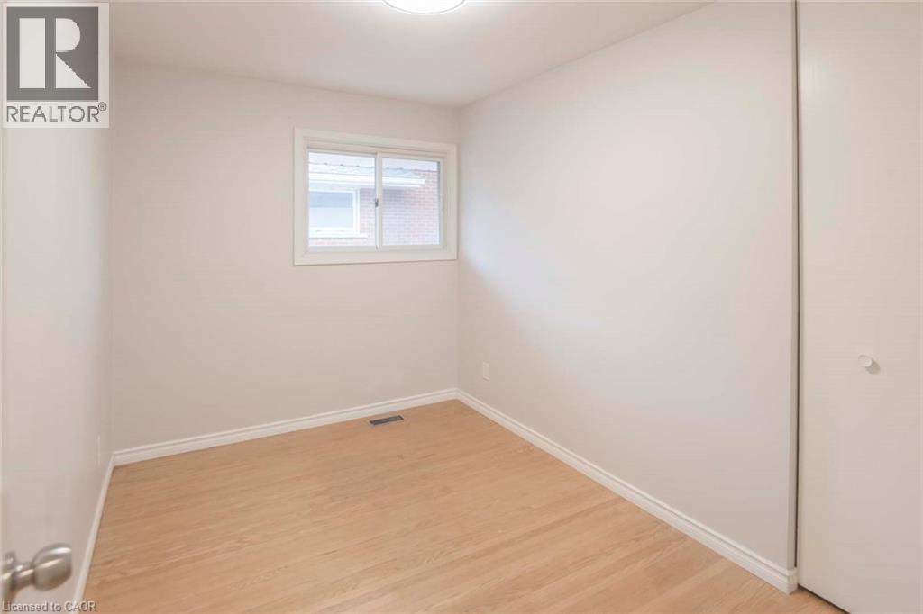 11 Duncairn Avenue Property Photo 17
