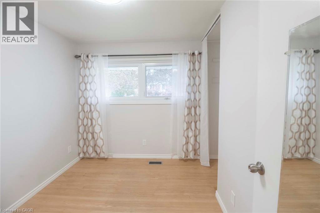 11 Duncairn Avenue Property Photo 19