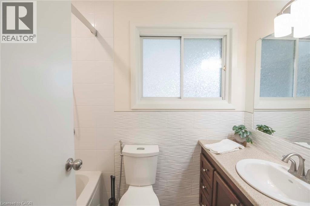 11 Duncairn Avenue Property Photo 20