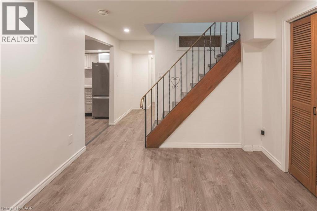 11 Duncairn Avenue Property Photo 29