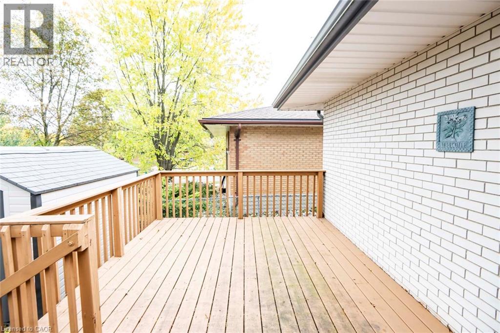 11 Duncairn Avenue Property Photo 38