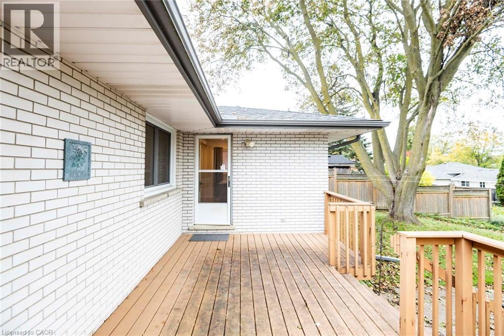11 Duncairn Avenue Property Photo 39