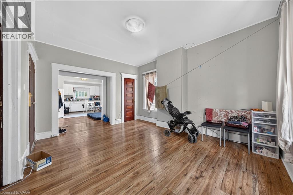 126 Chatham Street Property Photo 10