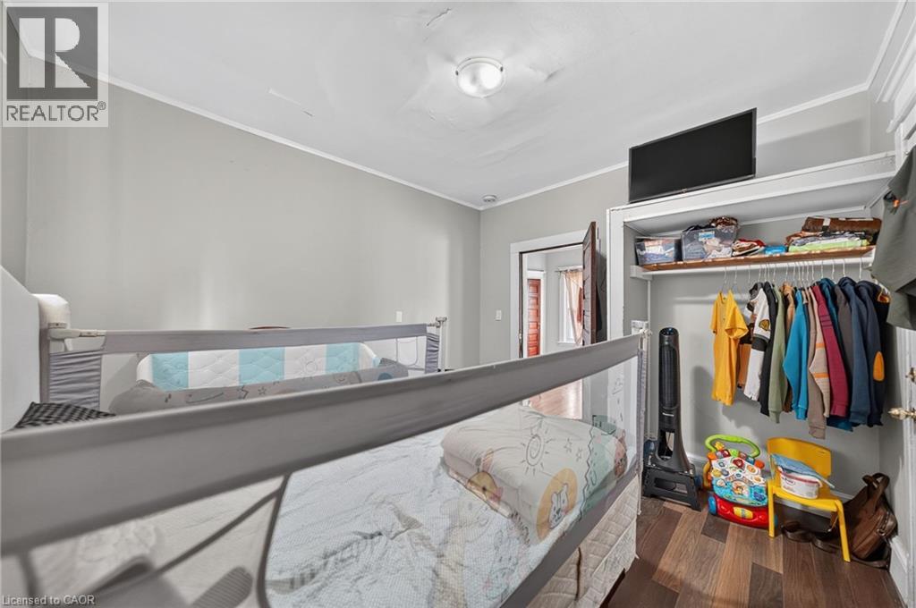 126 Chatham Street Property Photo 14