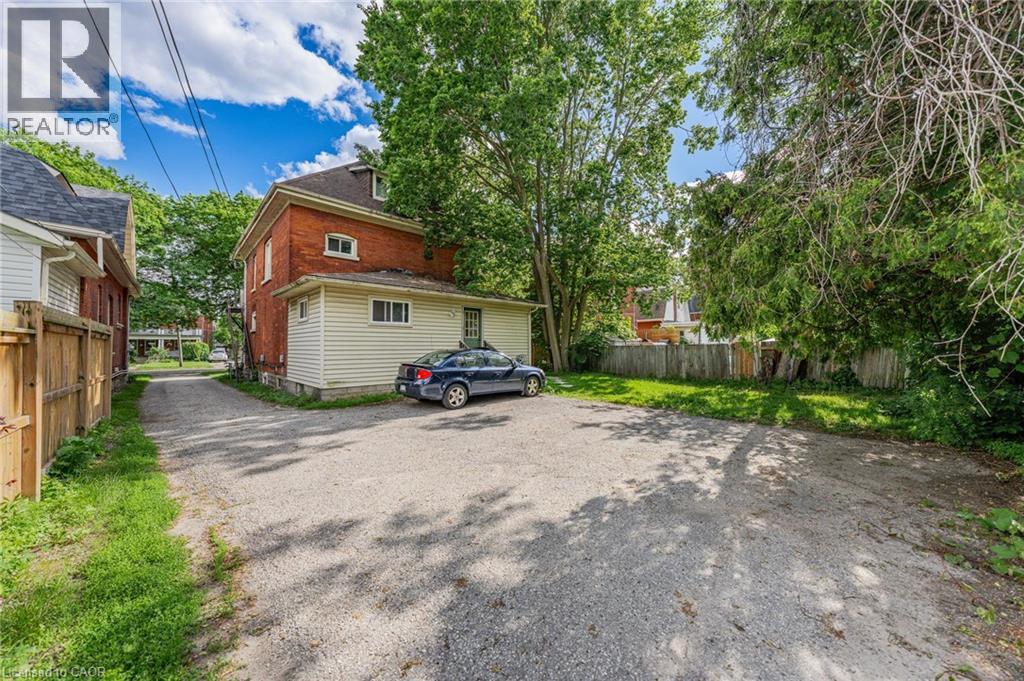 126 Chatham Street Property Photo 31