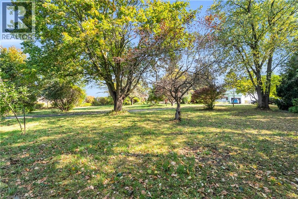 11858 32nd Side Road Property Photo 25