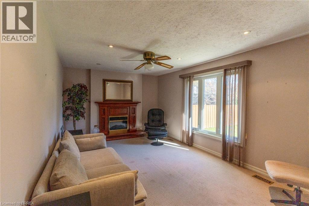 30 Woodway Trail Property Photo 15