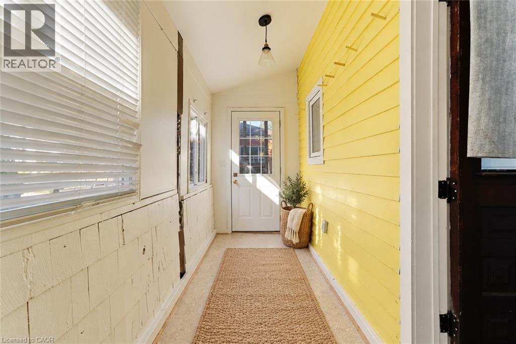 8 Tasker Street Property Photo 5