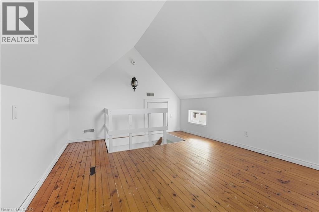 8 Tasker Street Property Photo 17
