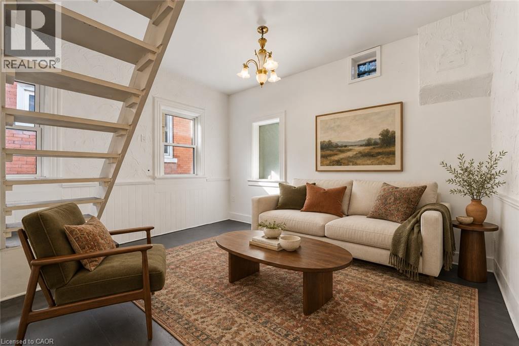 8 Tasker Street Property Photo 25