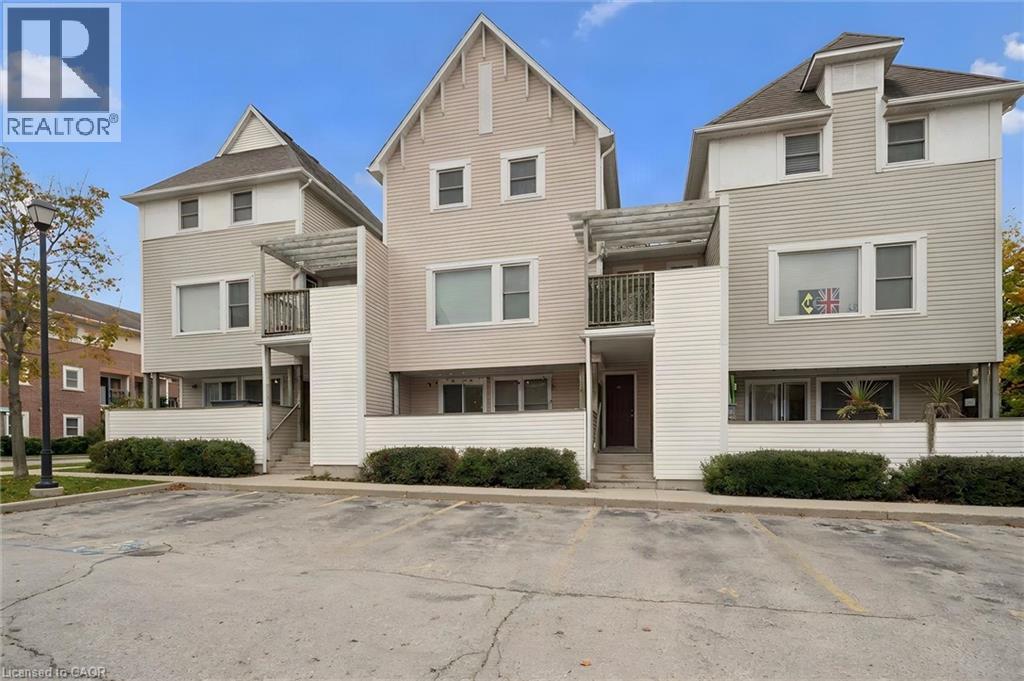 461 Beechwood Place Unit# 47 Property Photo 2