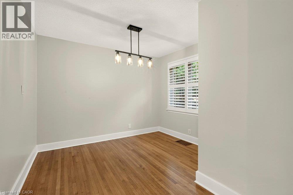 977 Long Drive Property Photo 13