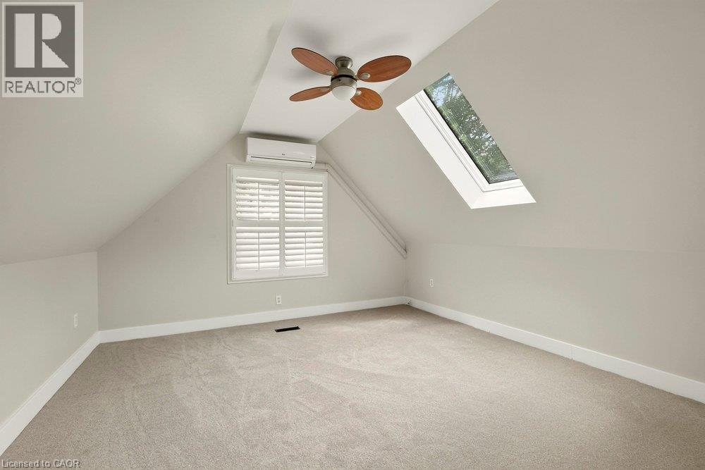 977 Long Drive Property Photo 19