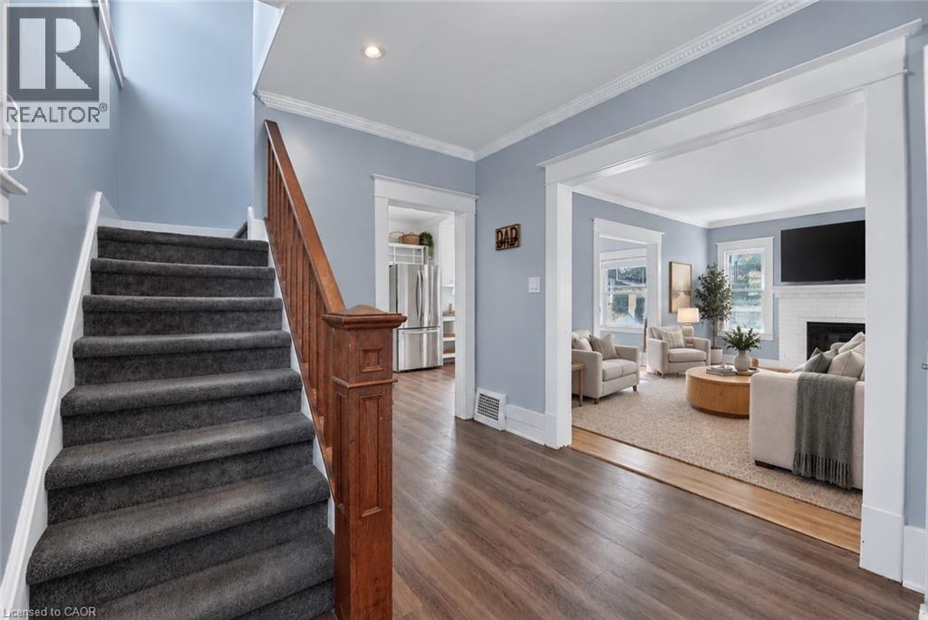 4648 Stanley Avenue Property Photo 4