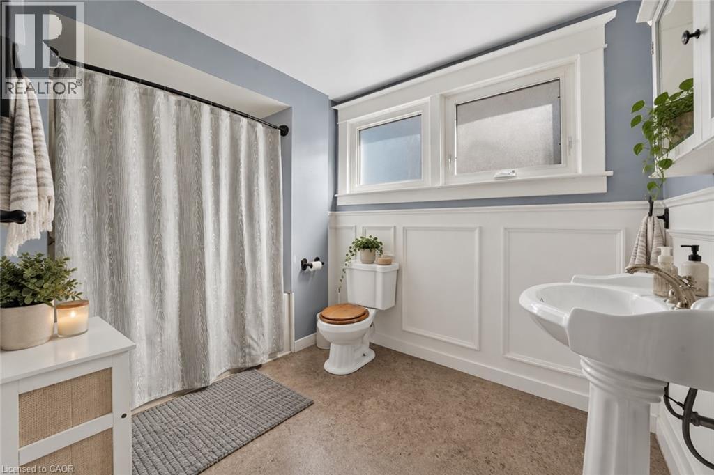 4648 Stanley Avenue Property Photo 13