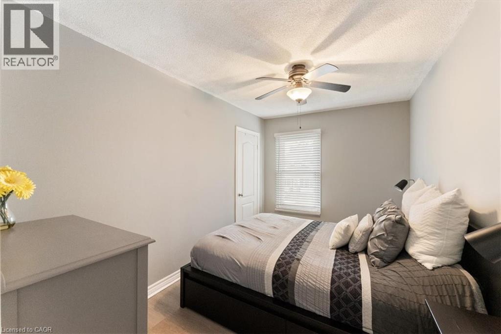 17 Craigmiller Avenue Property Photo 18