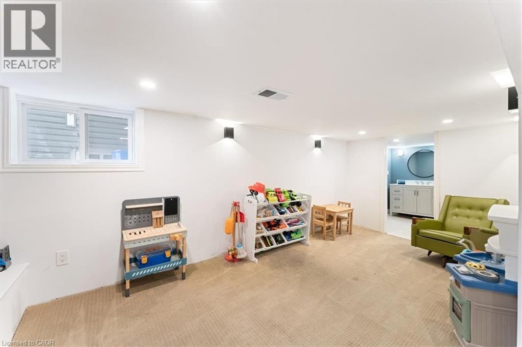 17 Craigmiller Avenue Property Photo 26
