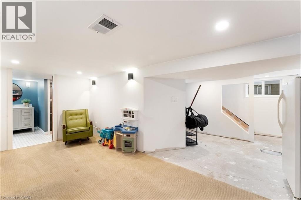 17 Craigmiller Avenue Property Photo 27