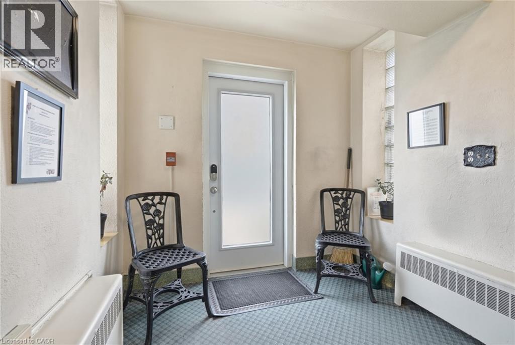 802 King Street W Unit# 2 Property Photo 5