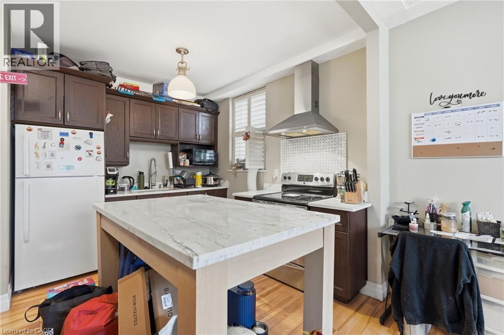 802 King Street W Unit# 2 Property Photo 18