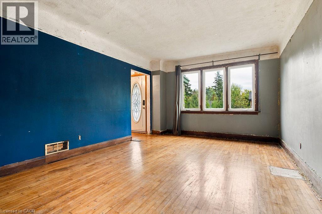 1353 Birch Avenue Property Photo 4