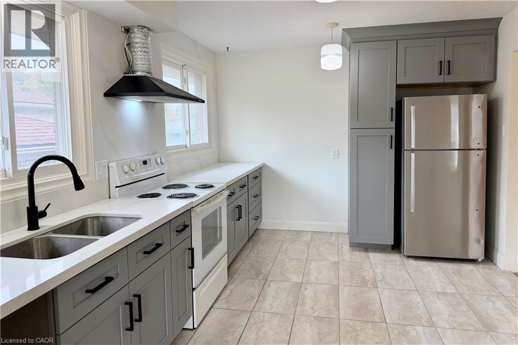 11 Glenmurray Court Property Photo 10