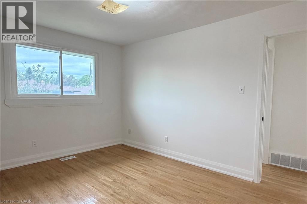 11 Glenmurray Court Property Photo 16