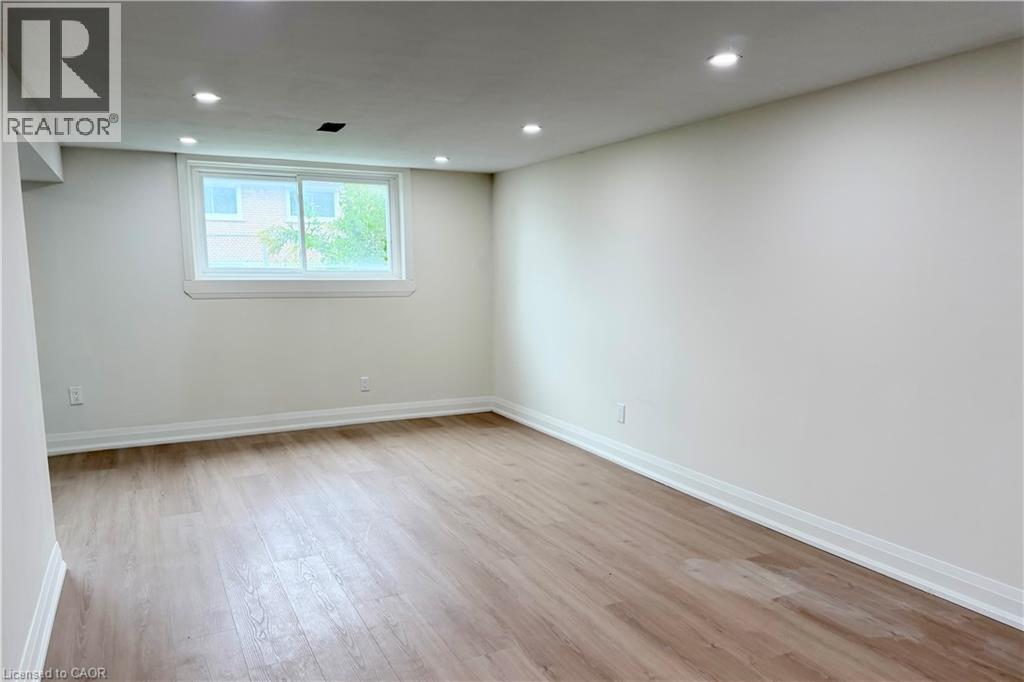 11 Glenmurray Court Property Photo 23