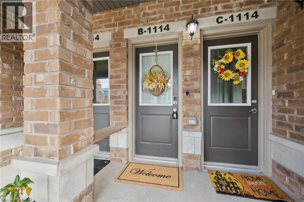 1114 Fairway Road N Unit# B Property Photo 4