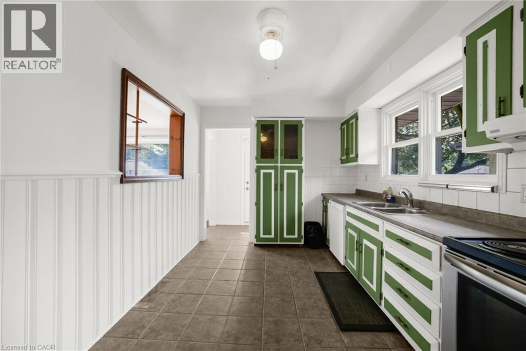 272 Upper Paradise Road Property Photo 10