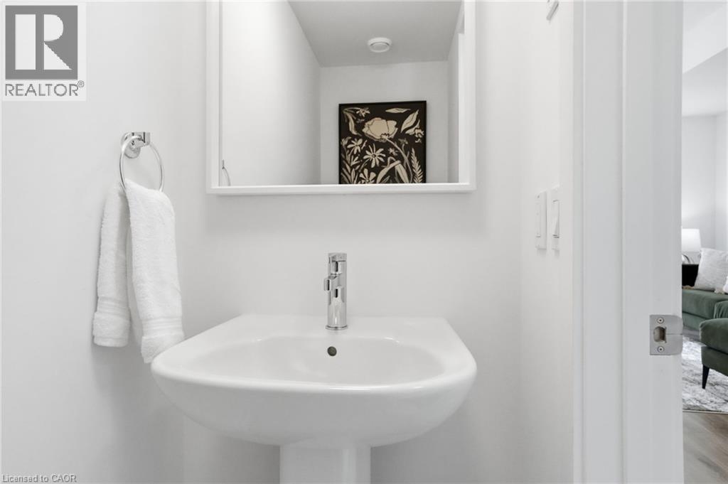 245 Burke Street Property Photo 14