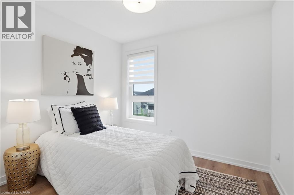 245 Burke Street Property Photo 20