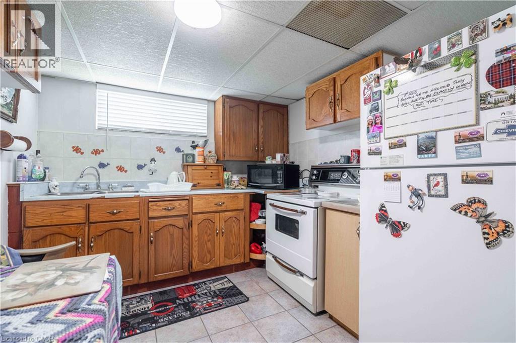 374 Upper Wentworth Street Property Photo 2