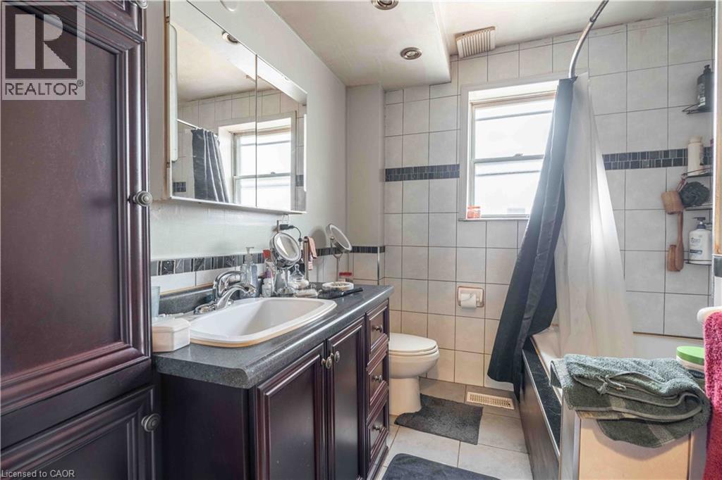 374 Upper Wentworth Street Property Photo 36