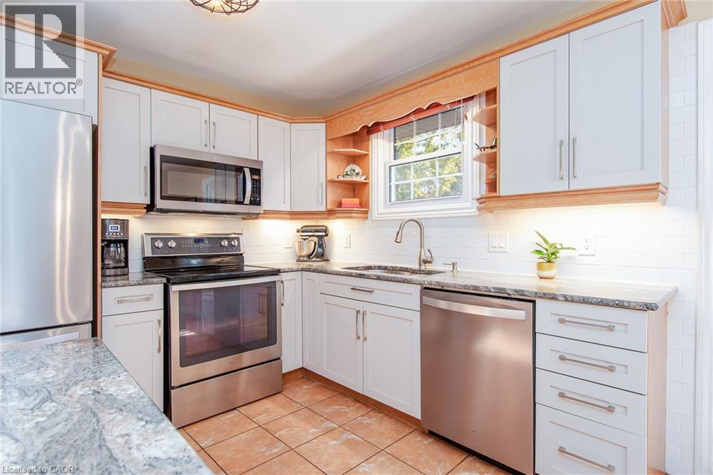 118 Wheatfield Crescent Property Photo 17