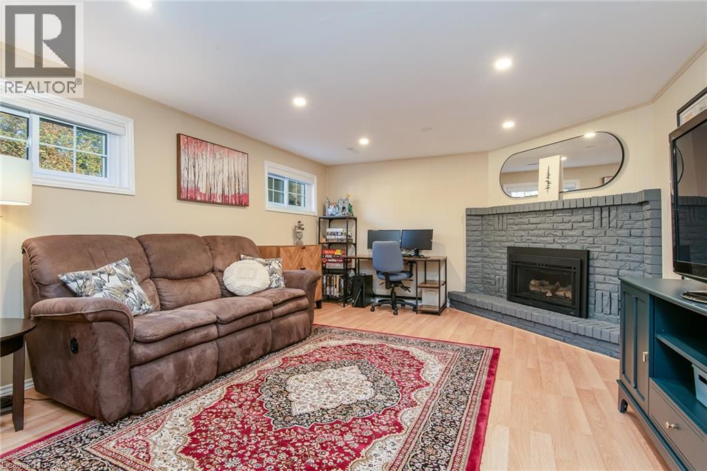 118 Wheatfield Crescent Property Photo 30