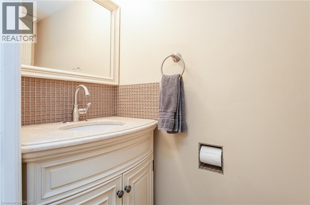 118 Wheatfield Crescent Property Photo 36