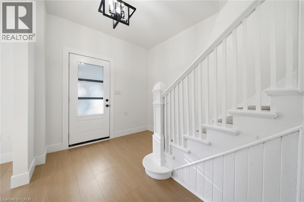 217 Queen Street N Property Photo 3