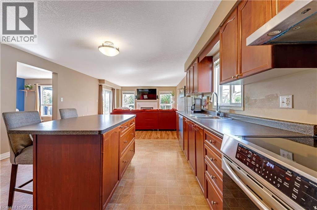 320 Brandenburg Place Property Photo 13