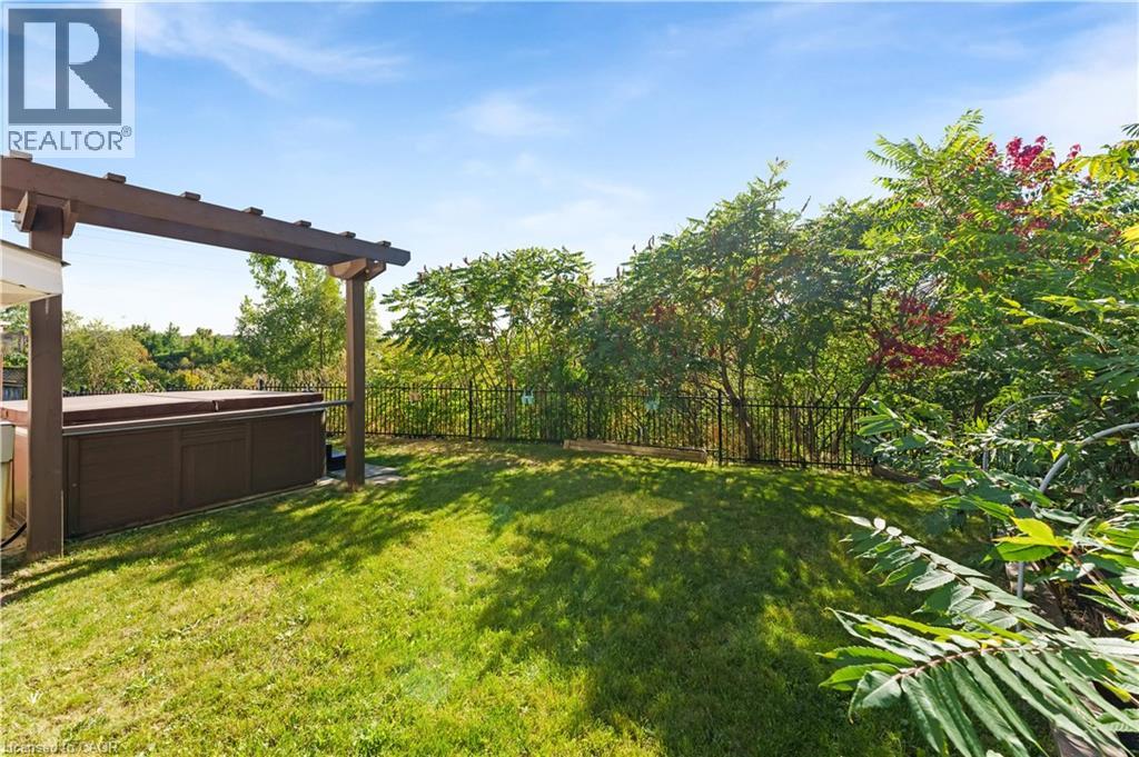 320 Brandenburg Place Property Photo 41