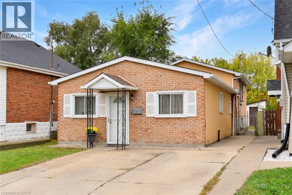 201 Strathearne Avenue Property Photo 1