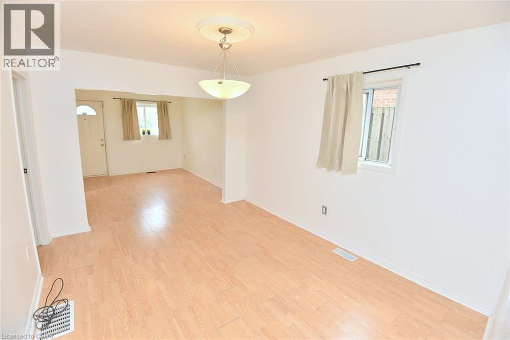 201 Strathearne Avenue Property Photo 8