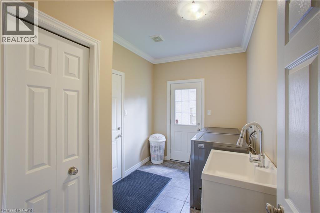 457 Caryndale Drive Property Photo 25